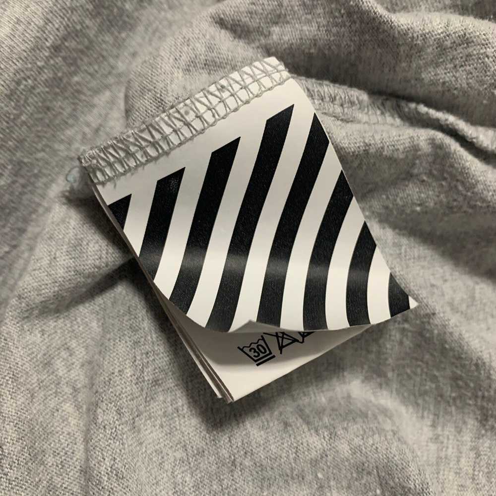 Off-White Off White Airport Tape Arrow Grey Tee - image 8