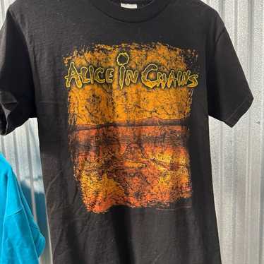 Vintage Alice In Chains shirt