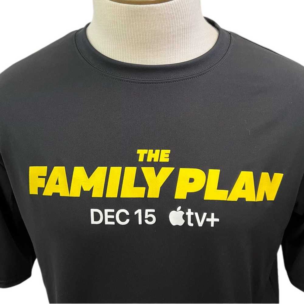 Apple TV+ The Family Plan Series Promo T Shirt PO… - image 3