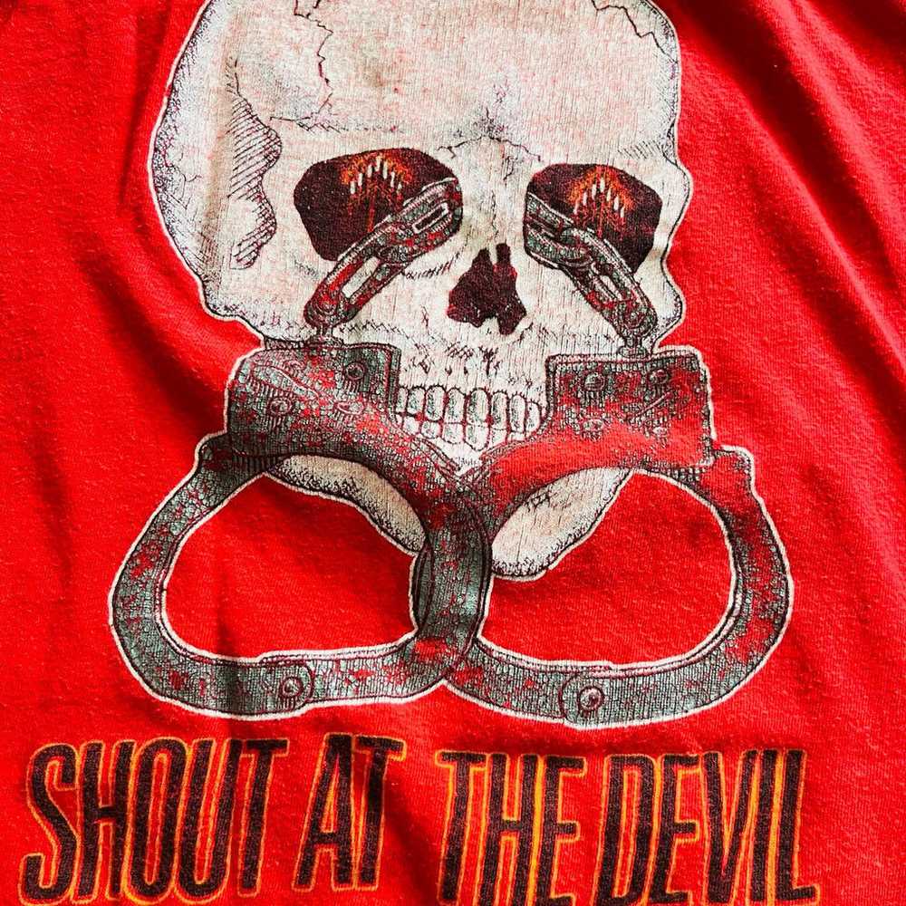 Motley Crue Vintage Medium Red Shout at the Devil… - image 5