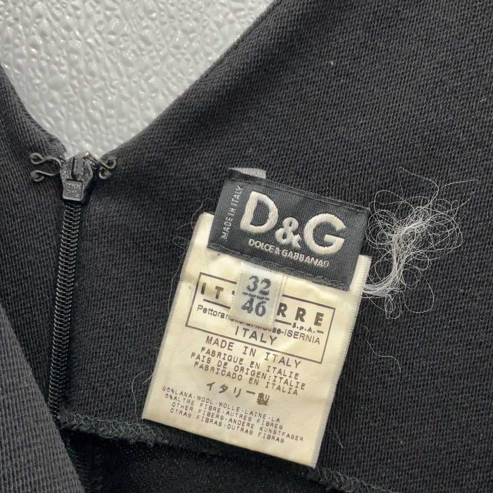 D&G Womens Black V-Neck Sleeveless Back Zip Shift… - image 3