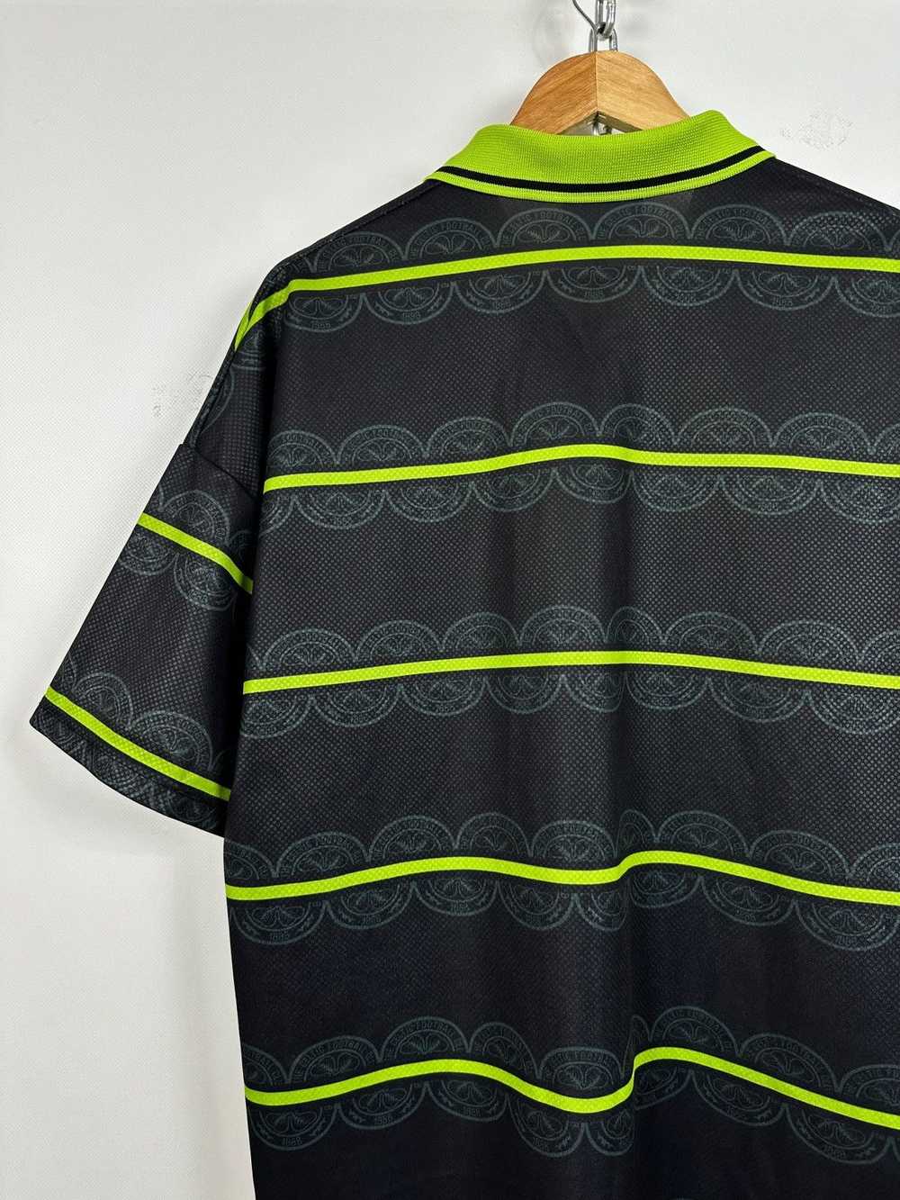 Soccer Jersey × Umbro × Vintage 1998/99 Umbro Cel… - image 11