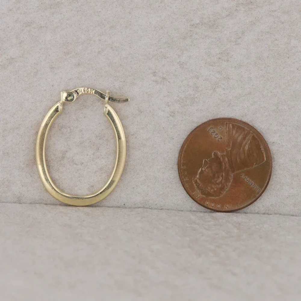 14k Yellow Gold Oval Textured and Polished Hoop E… - image 3