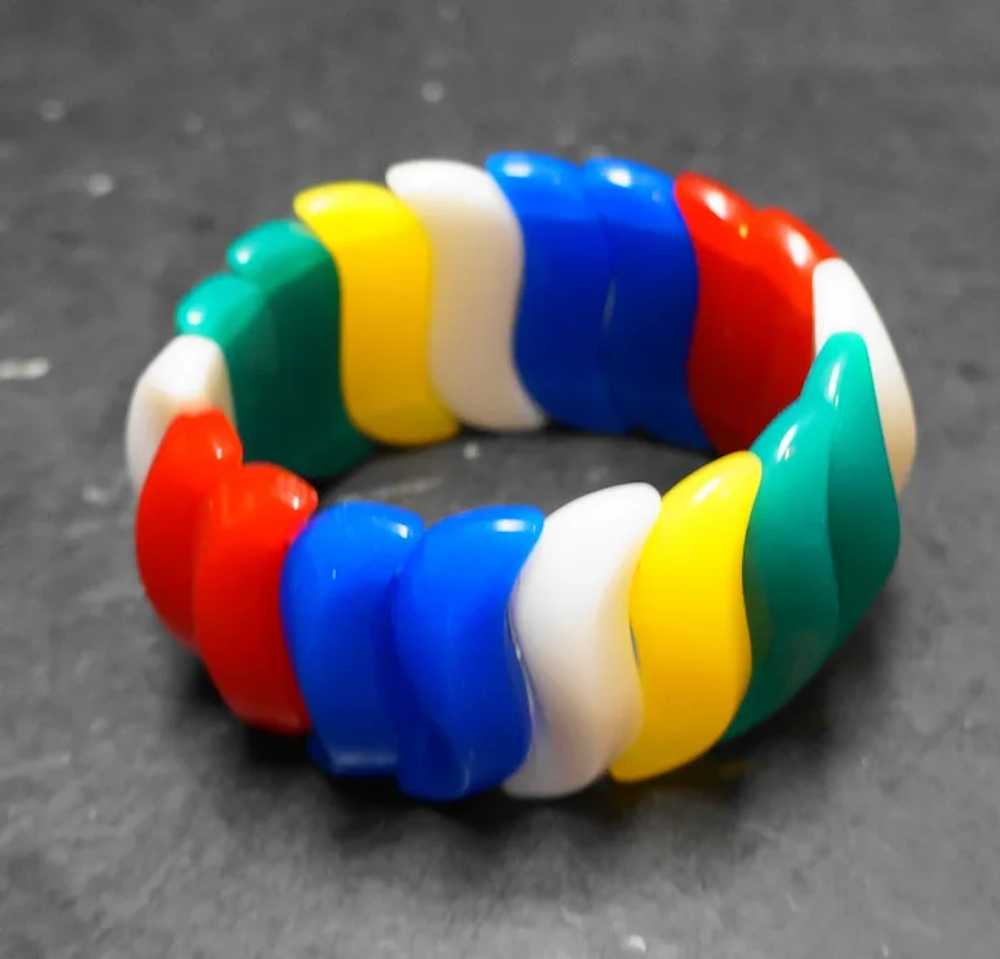 Avon Summer Brights Lucite Plastic Stretch Bracel… - image 2