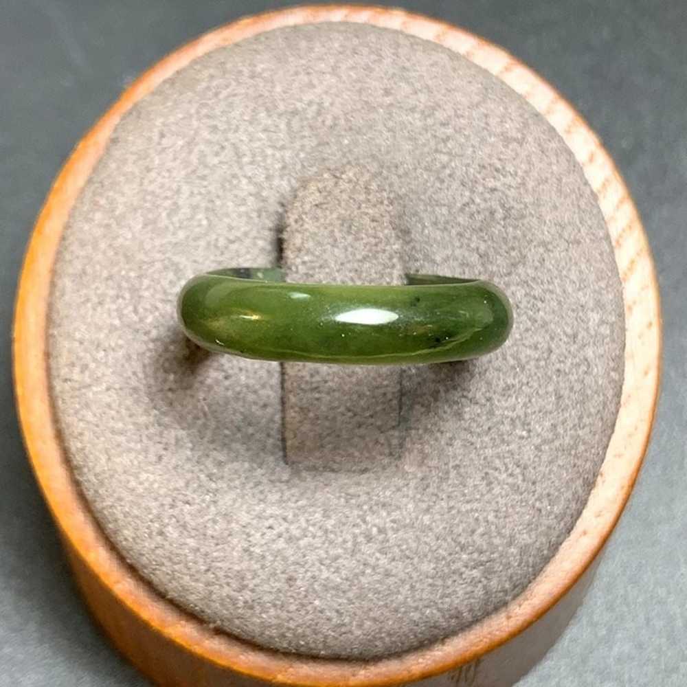 VTG Solid Nephrite Jade Carved Half Round Band 4.… - image 1