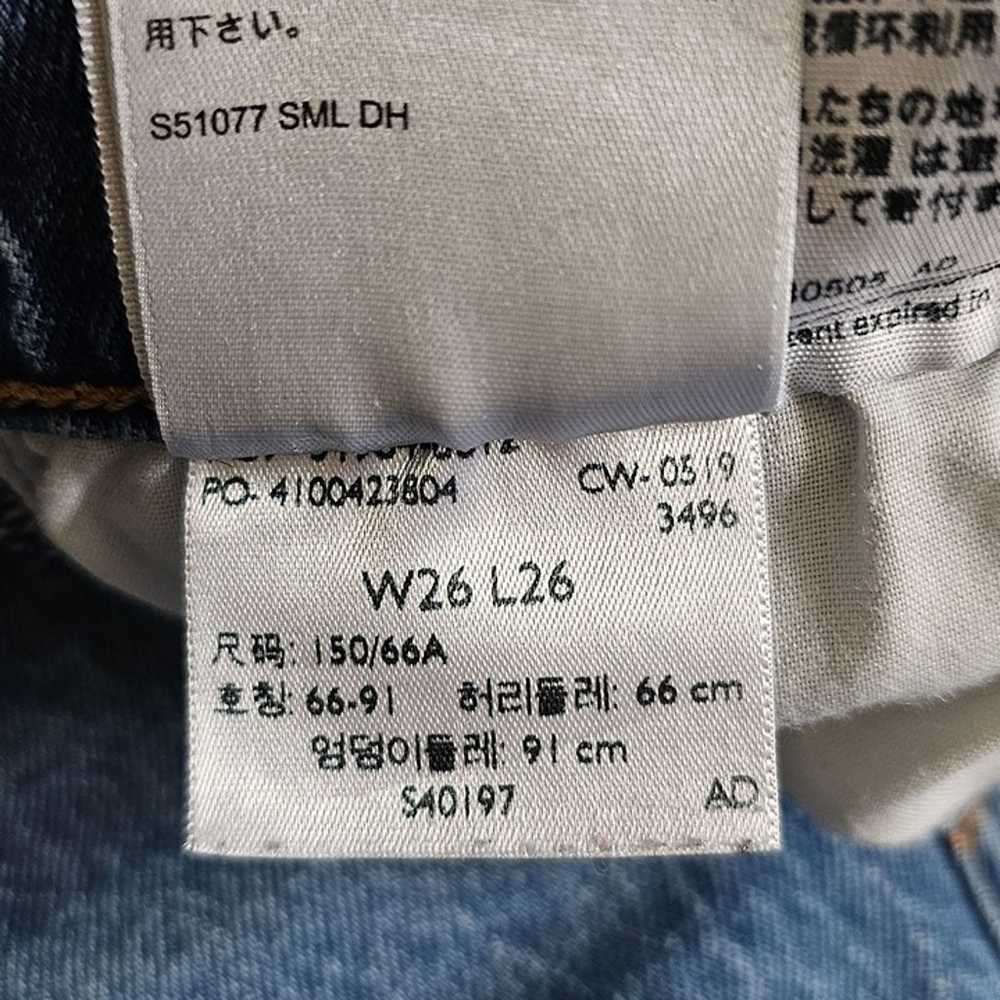 Levi's Premium "Wedgie Straight" Jeans Raw Hem Bu… - image 11