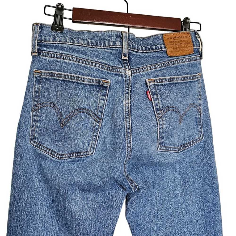 Levi's Premium "Wedgie Straight" Jeans Raw Hem Bu… - image 4