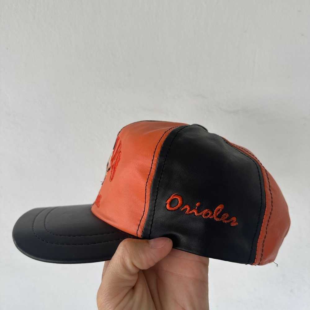 Vintage 90s Baltimore Orioles Leather SnapBack Hat - image 4