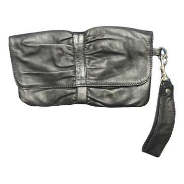 Petite Mendigote Leather clutch bag