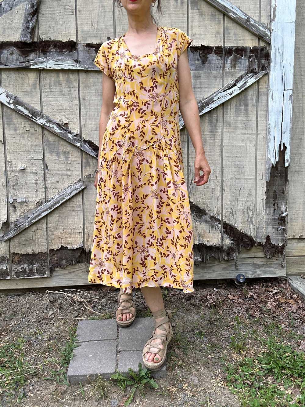 1930s Floral Print Cold Rayon Dress, XS - image 1