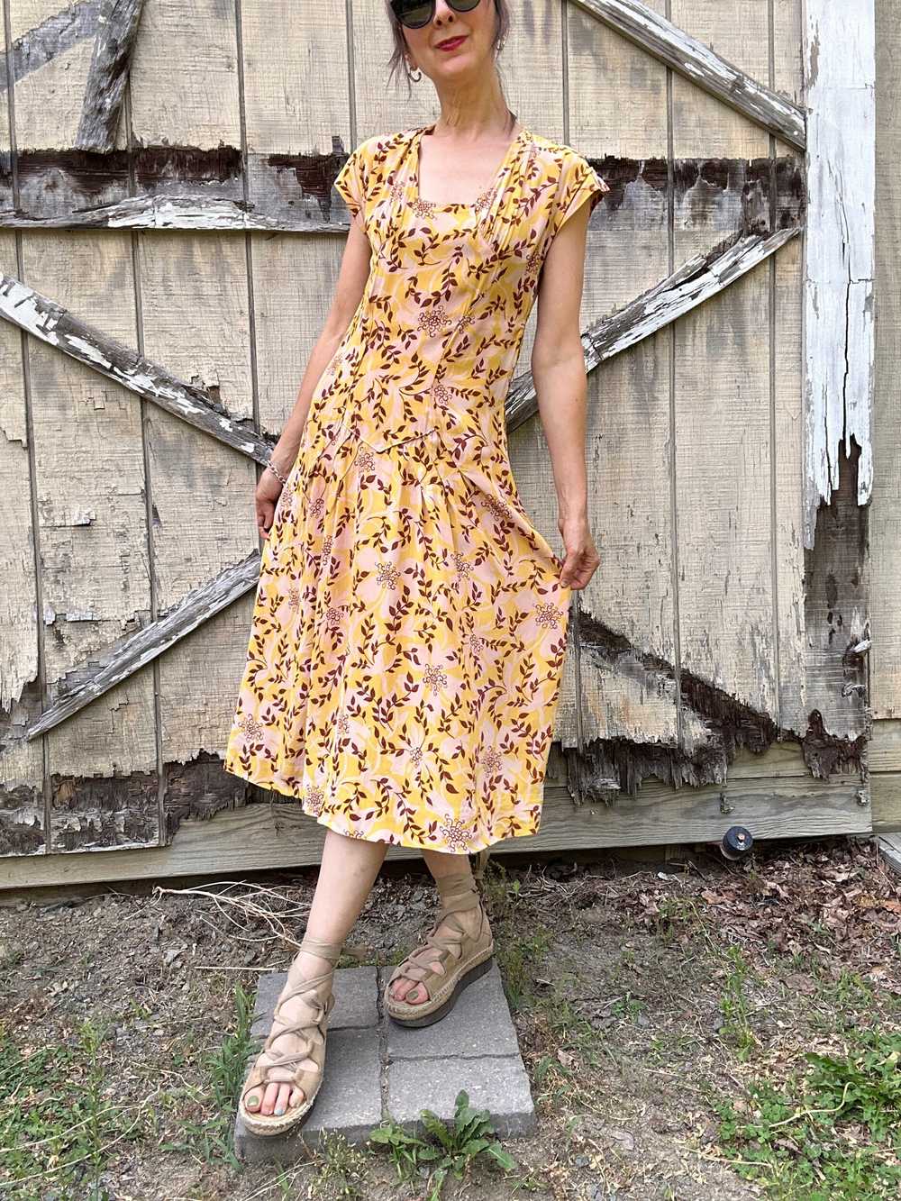 1930s Floral Print Cold Rayon Dress, XS - image 3