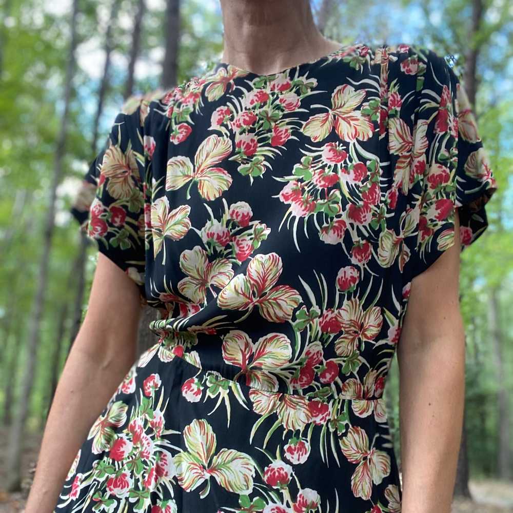 1940s Cold Rayon Floral - image 6