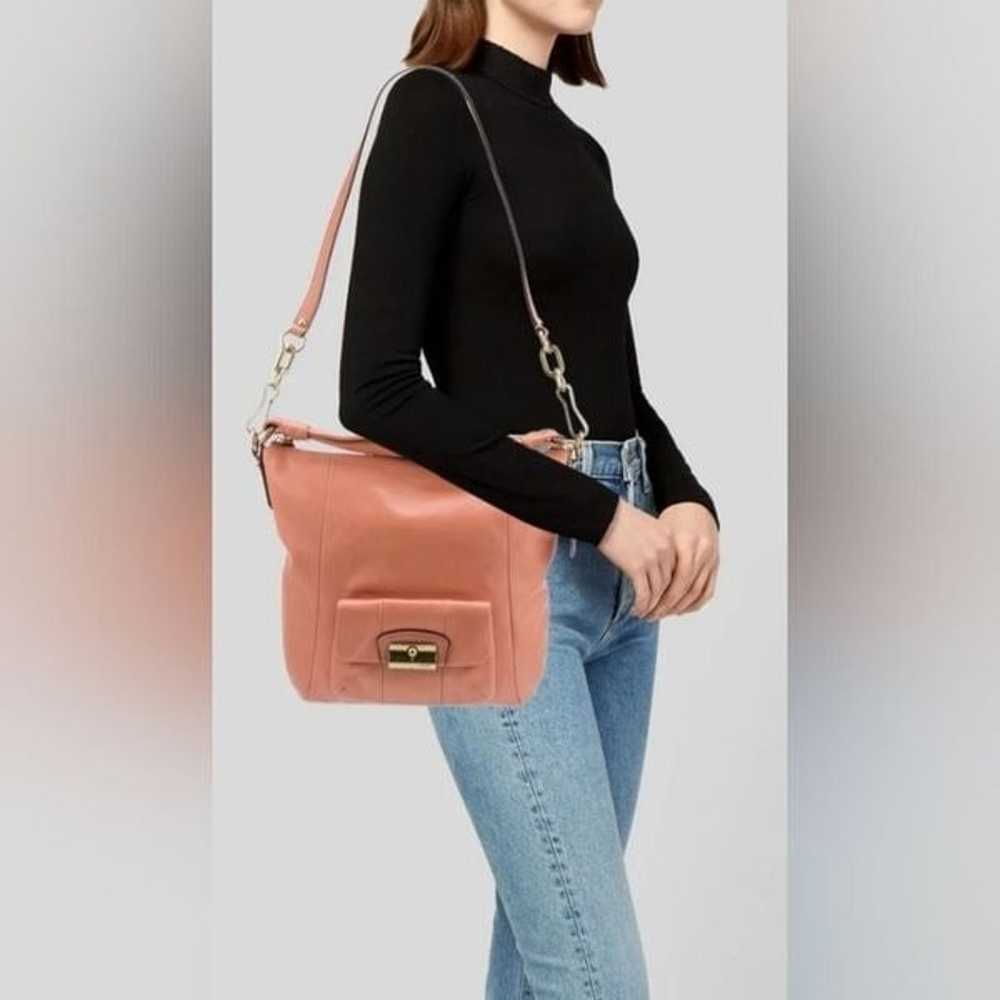 Limited Edition Coach Peach Leather Shoulder Bag … - image 3