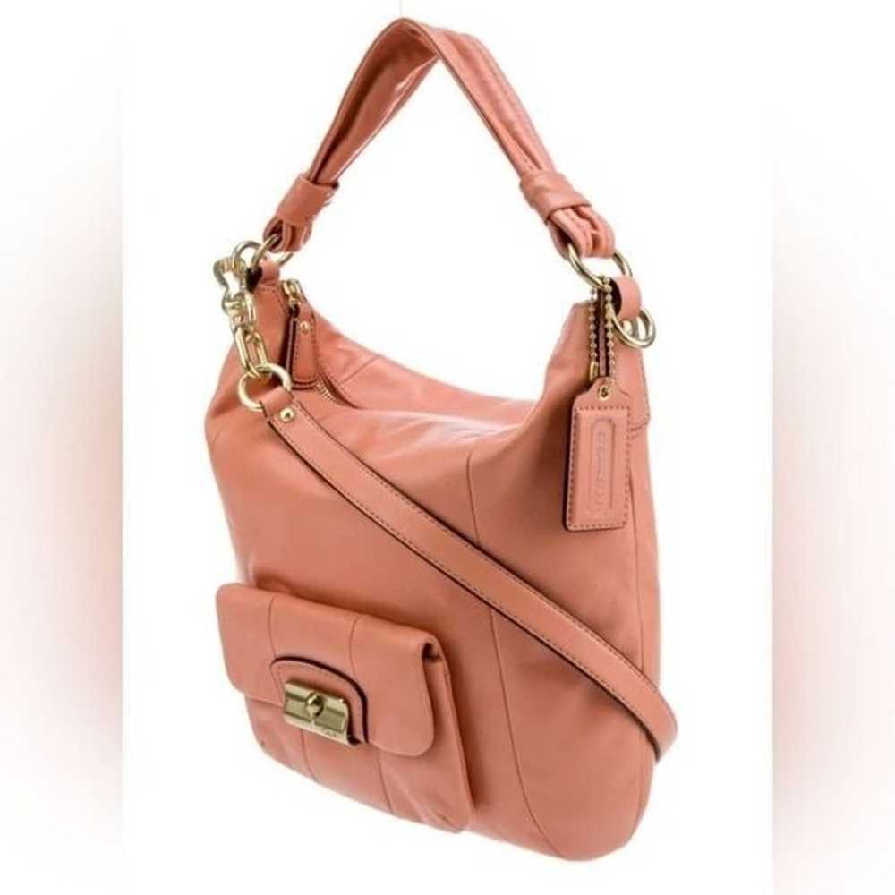 Limited Edition Coach Peach Leather Shoulder Bag … - image 4