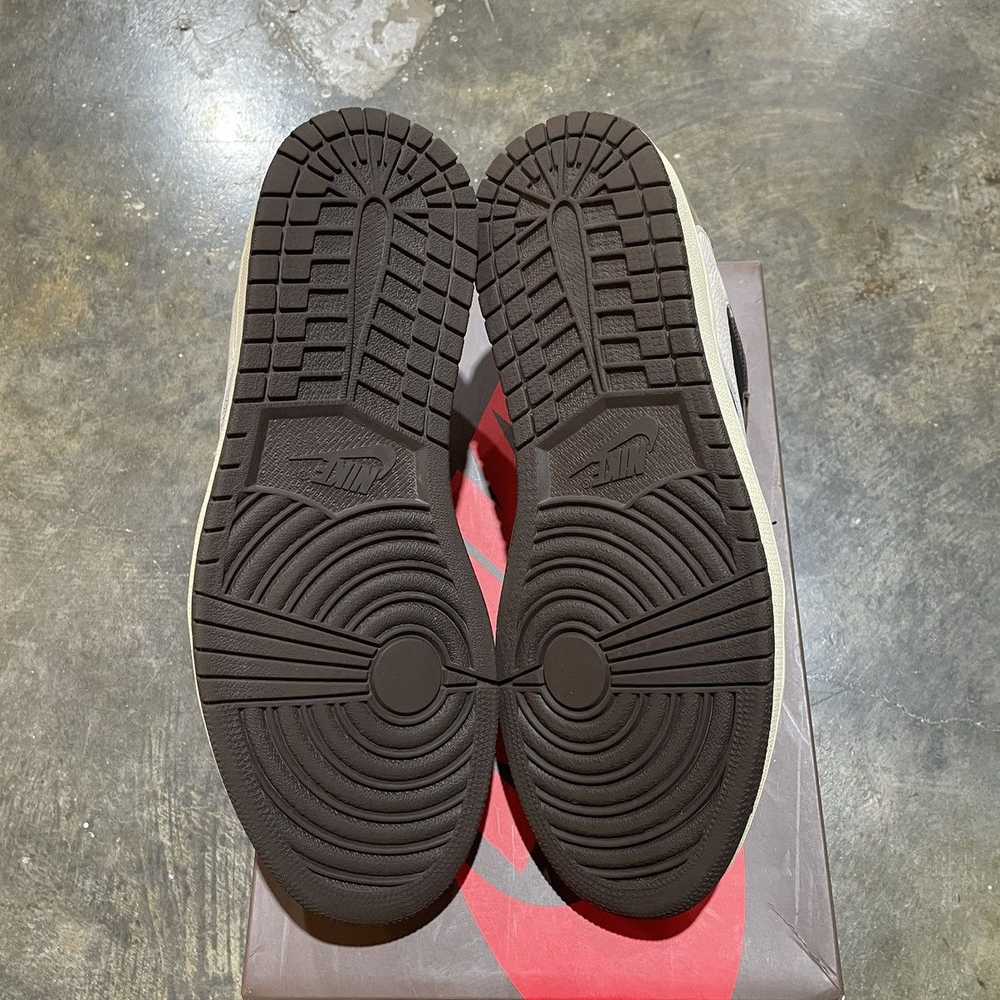 Jordan Brand × Travis Scott Nike Air Jordan 1 Tra… - image 6