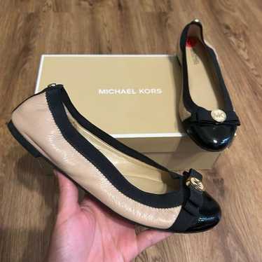 Michael Kors bow flats slip on shoes women’s 6 - image 1