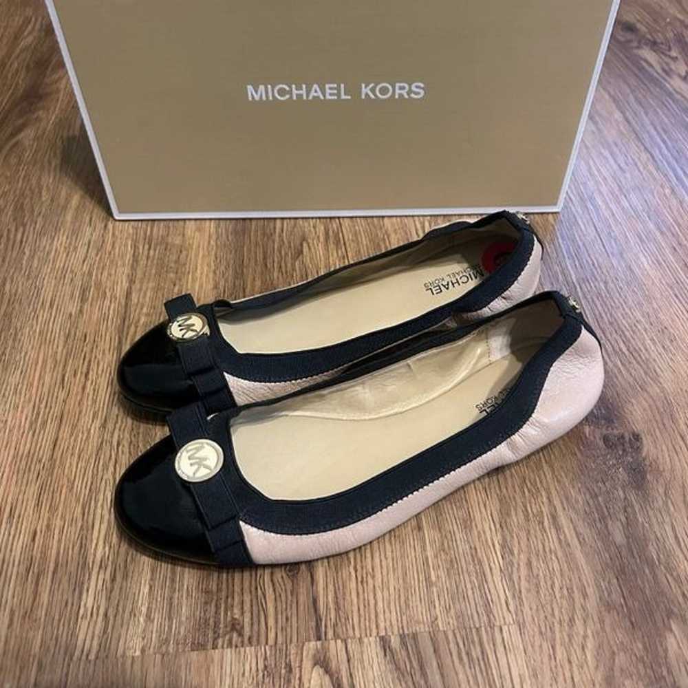 Michael Kors bow flats slip on shoes women’s 6 - image 2