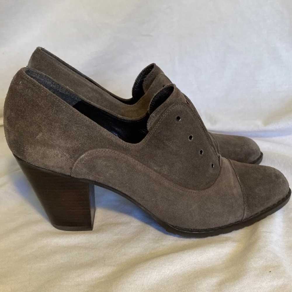 Stuart Weitzman heels light brown leather suede s… - image 3