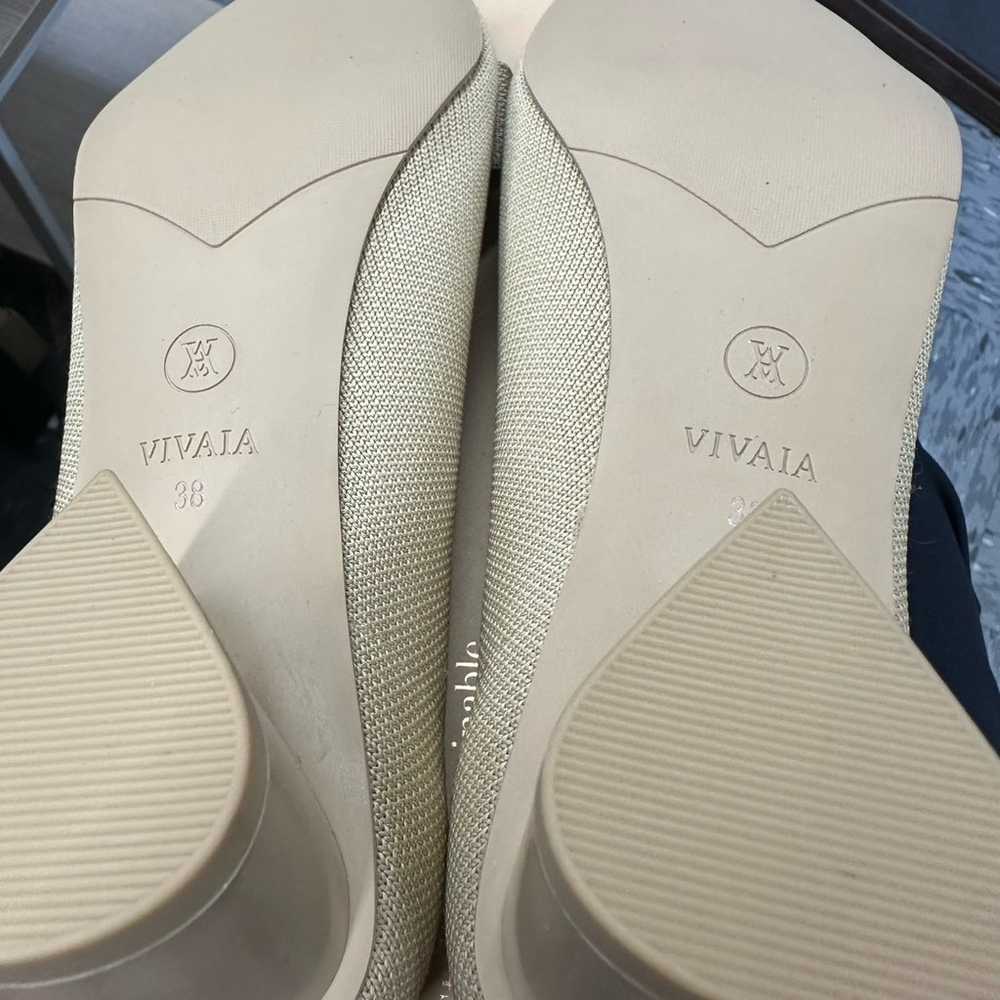 Vivaia shoes size US 7-7.5 - image 3