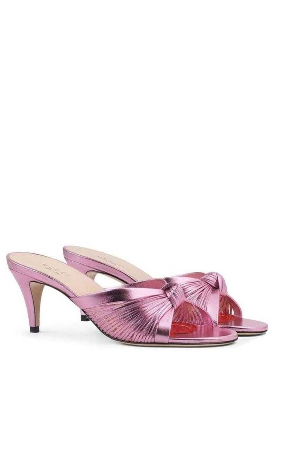 GUCCI Knotted Metallic Leather Mid-Heel Bow Mule - image 2