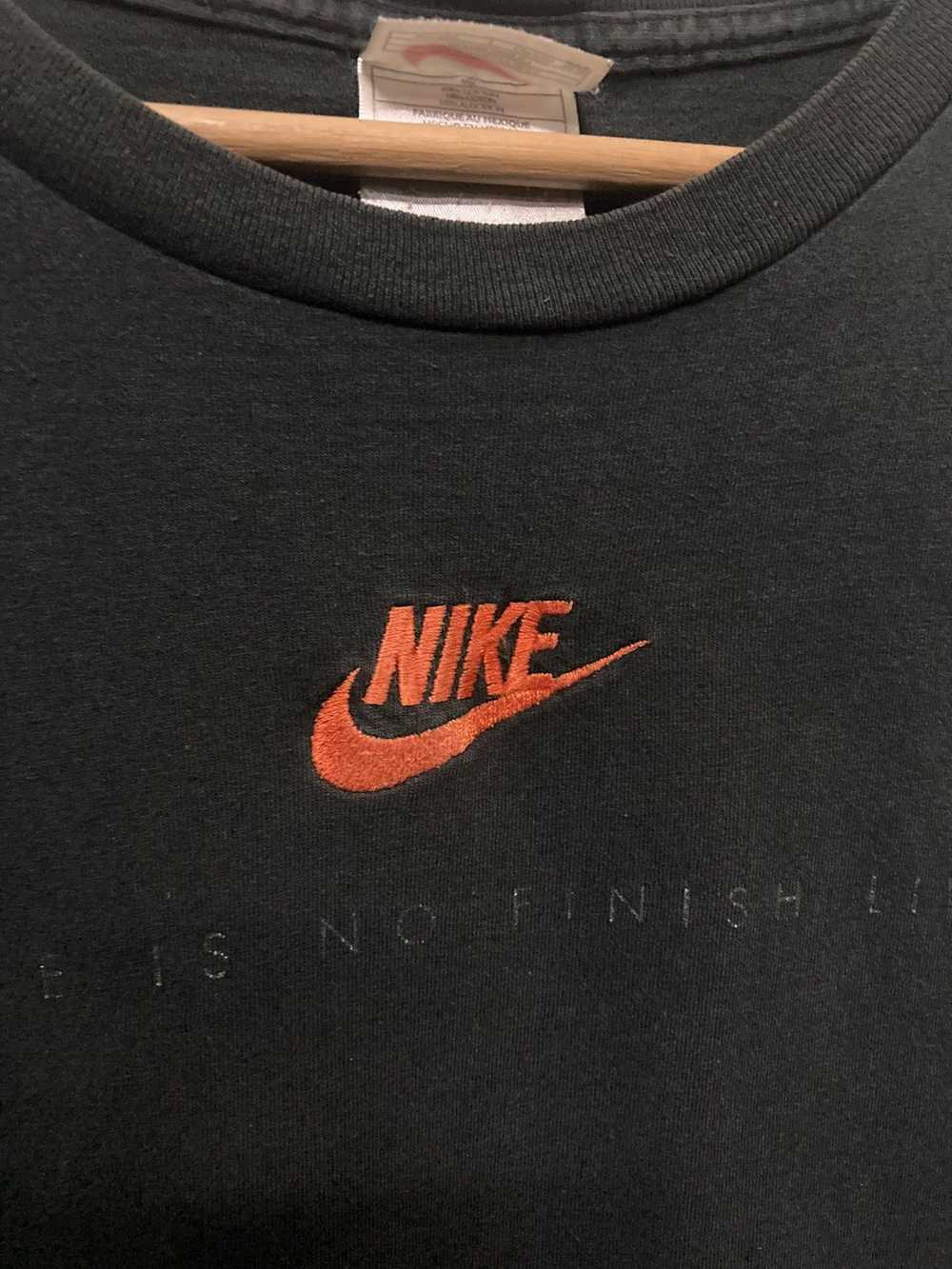 Vintage 90s Nike Center Embroidery Logo T-shirt - image 5