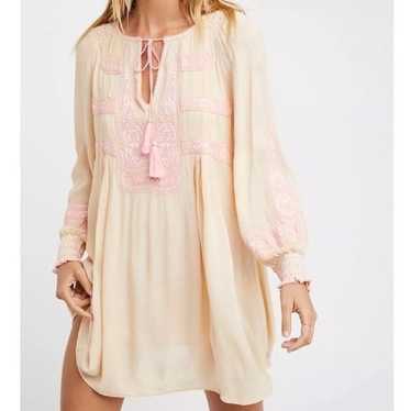 Free people Wind, willow Boho embroidered tunic dr