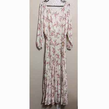 JC Penney Vintage Cream Floral Maxi Dress Pleated