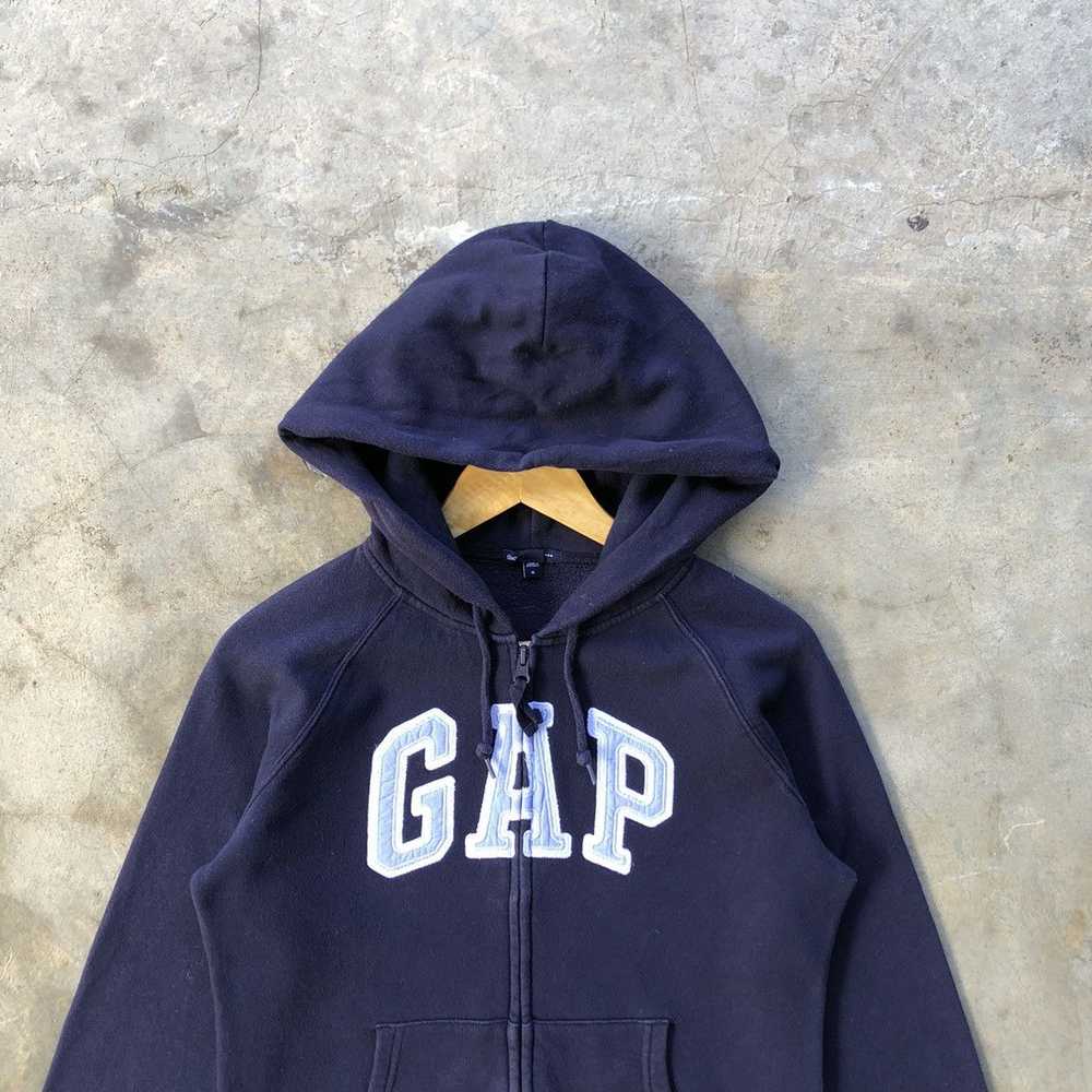 Vintage gap big logo hoodie - image 2