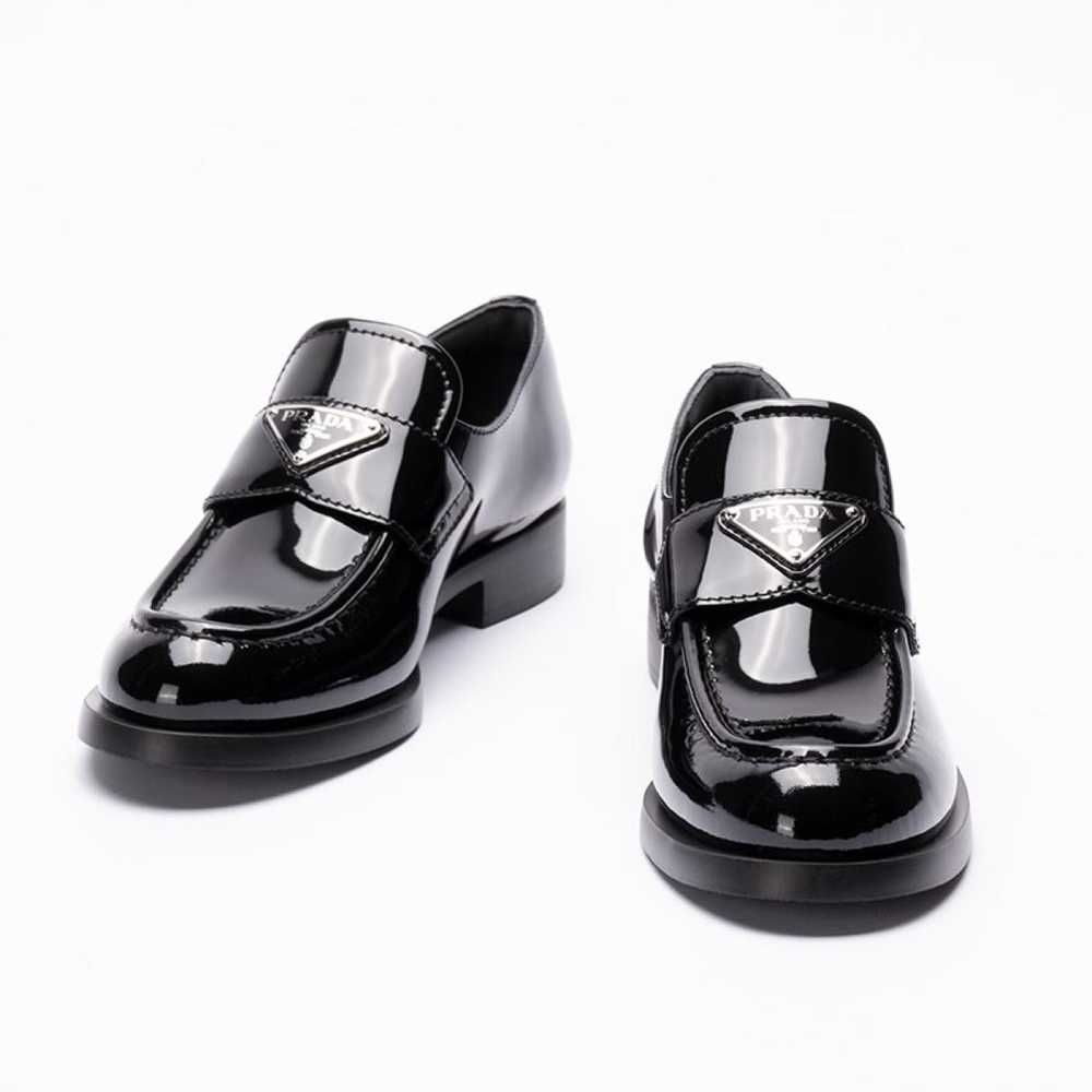 Prada Leather flats - image 4