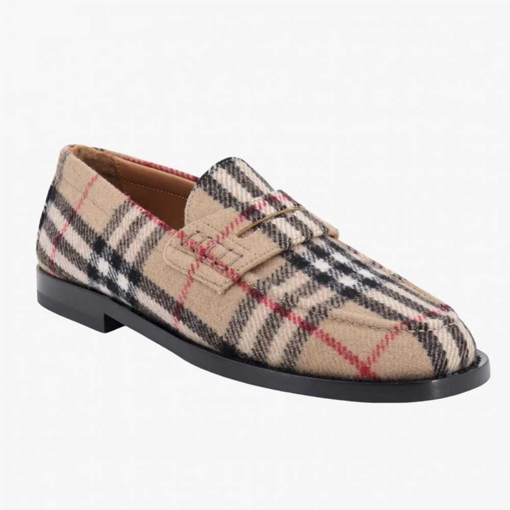 Burberry Leather flats - image 3