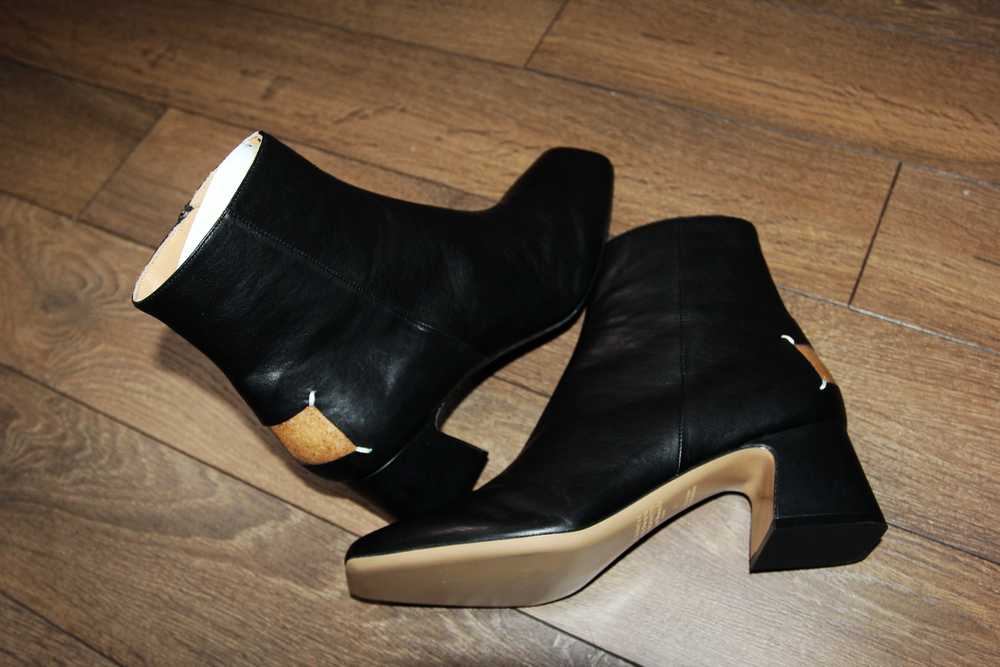 BNWT SS23 MAISON MARGIELA SQUARE TOE ANKLE BOOTS … - image 3