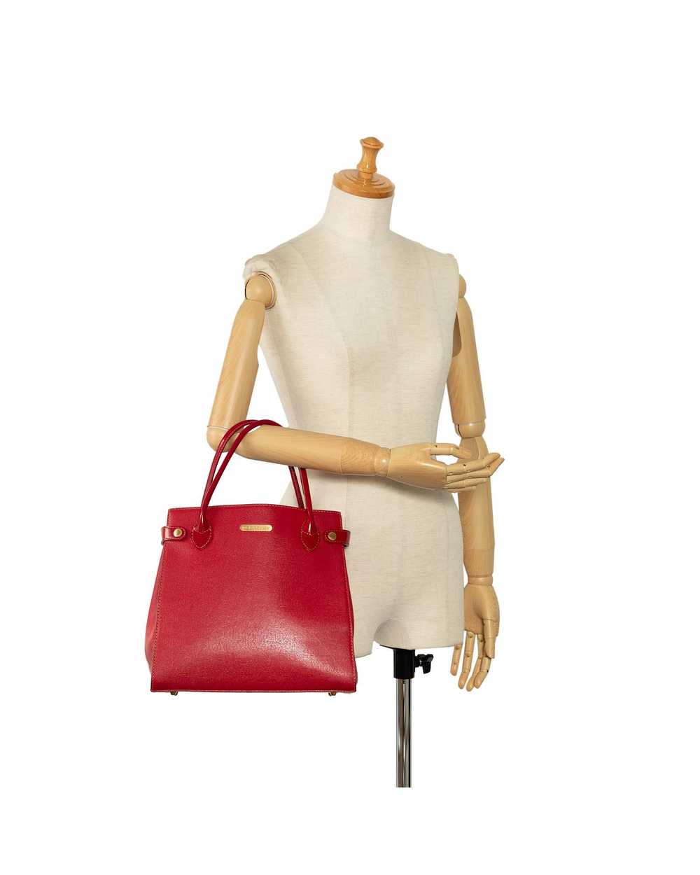 Burberry Classic Leather Handbag with Zip Closure… - image 9