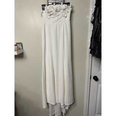 Strapless White Wedding Dress Size. Medium NWOT