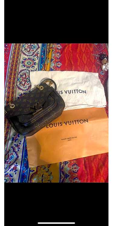 Louis vuitton well loved passy