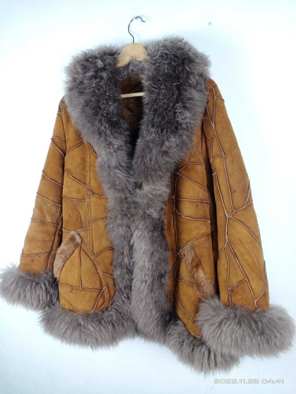 💥RARE💥Vintage Unbrand Sheepskin Faux Fur Jacket - image 2