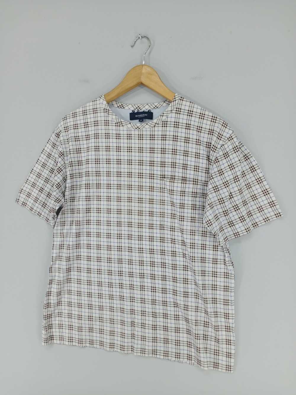 💥RARE💥Burberry London Nova Check Tshirt - image 3