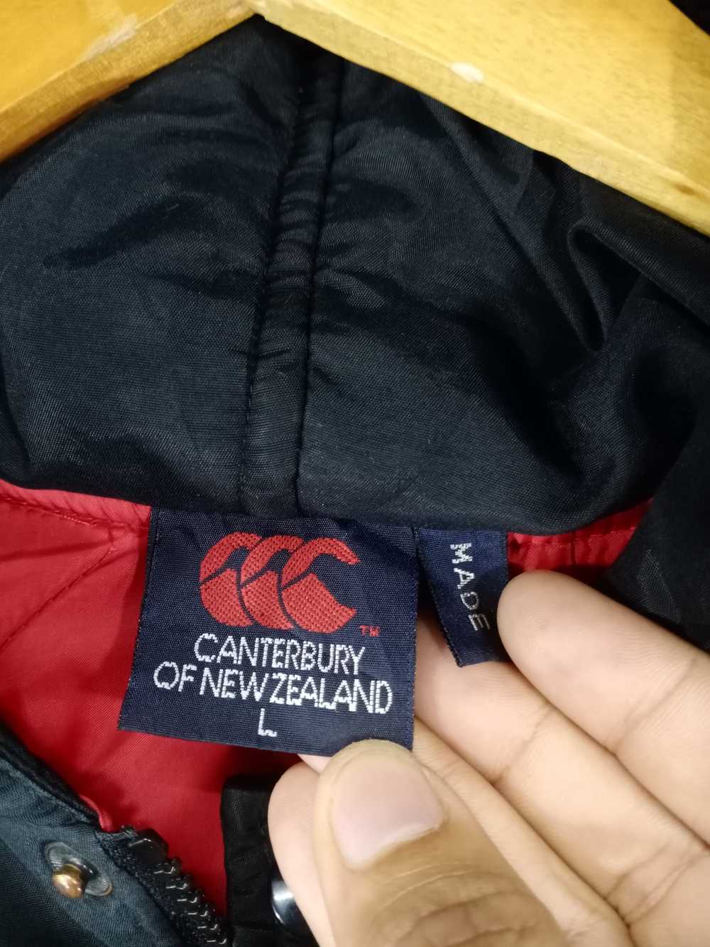 💥RARE💥Vintage 90s Canterbury Rugby Bomber Hoode… - image 11