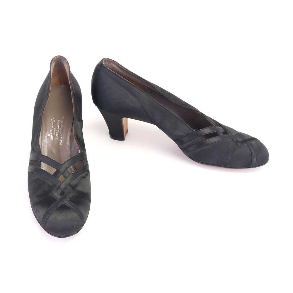 1940s CC41 UNWORN Black Satin Pumps by Joanny UK 6 - image 1