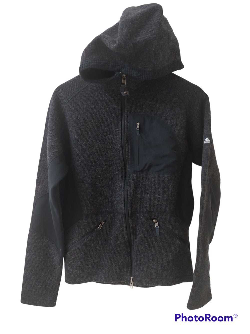 Nike ACG Sphere Termal Hoodie - image 1