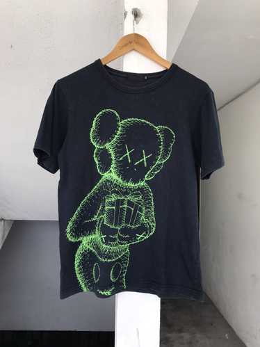 Kaws original fake kaws - Gem