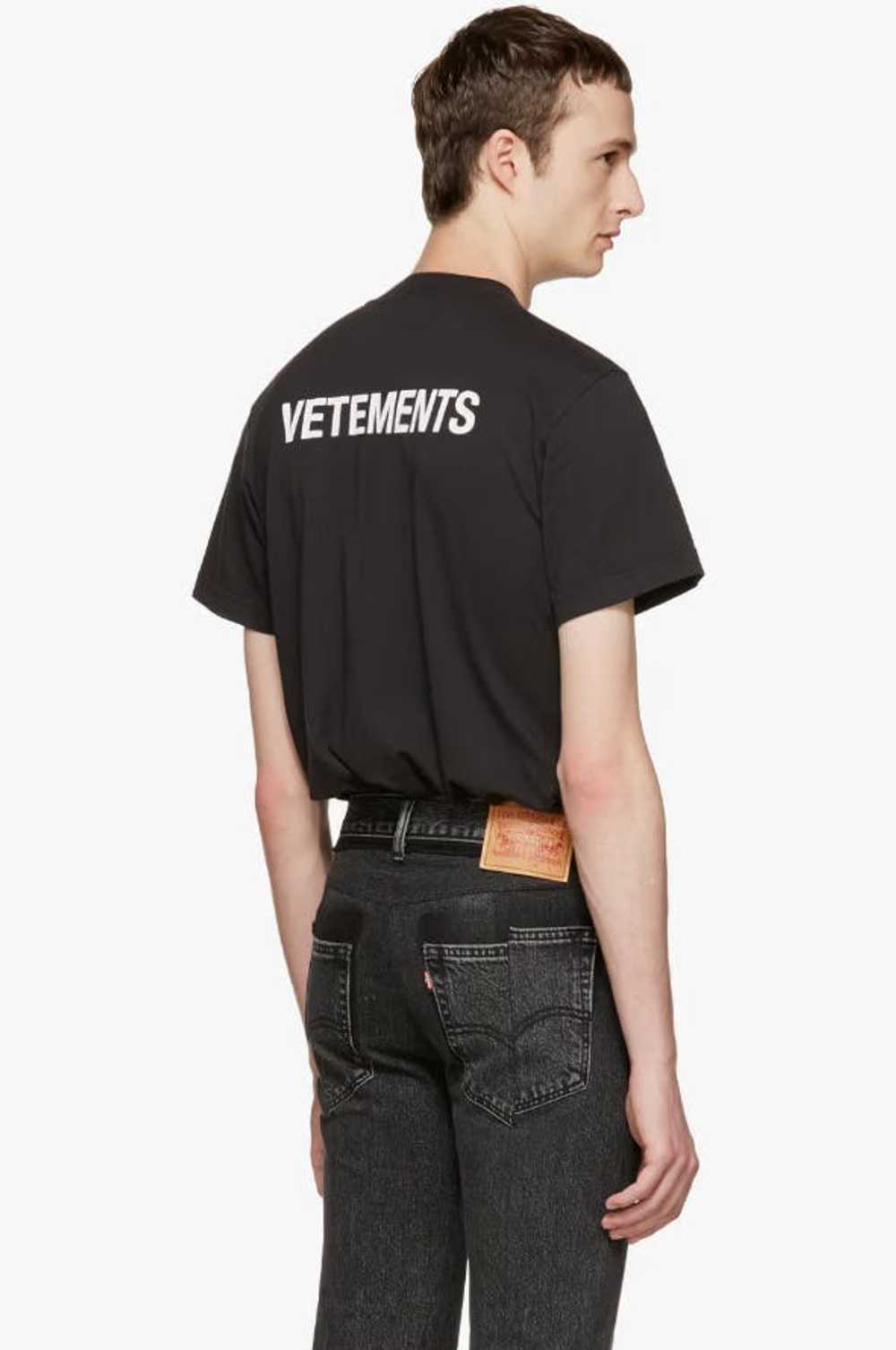 VETEMENTS Staff T-Shirt - image 1