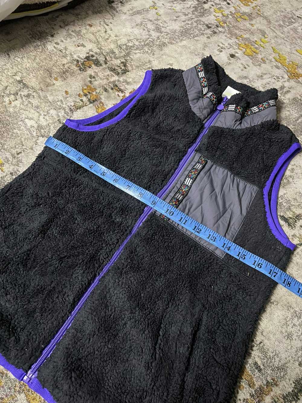 Adidas Neo Sherpa Fleece Vest - image 10