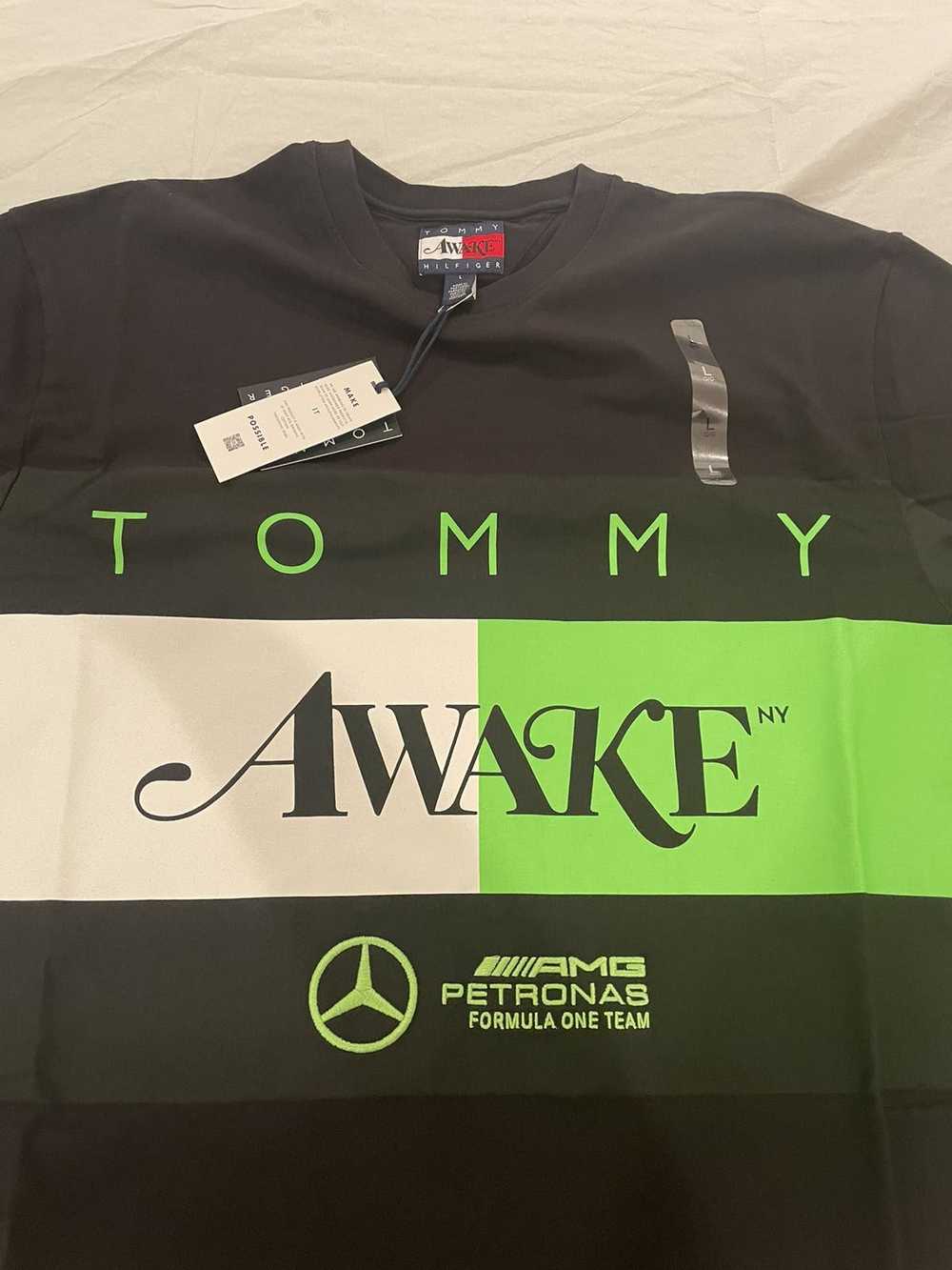 Mercedes Benz - Tommy X Mercedes’ Awake NY flag t… - image 3