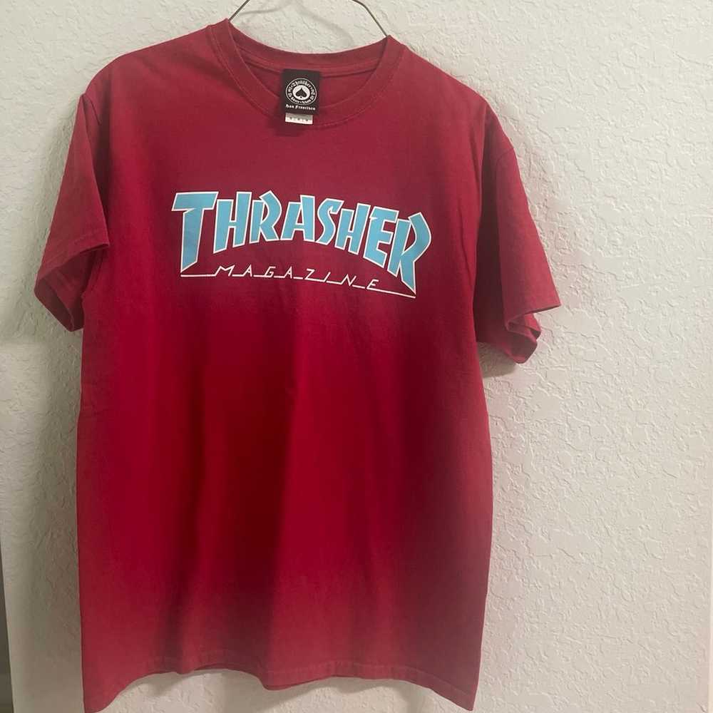 thrasher shirt medium - image 2