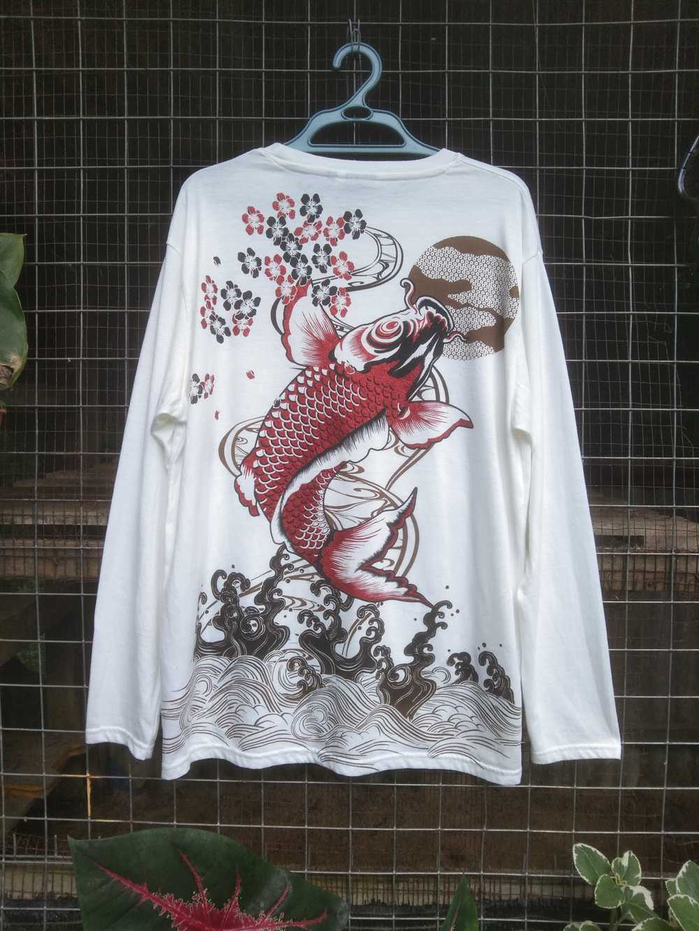 Japanese Brand - VINTAGE KOI FISH SUKAJAN SHIRT - image 1