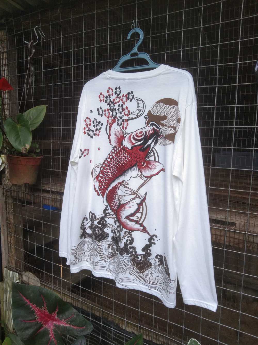 Japanese Brand - VINTAGE KOI FISH SUKAJAN SHIRT - image 2