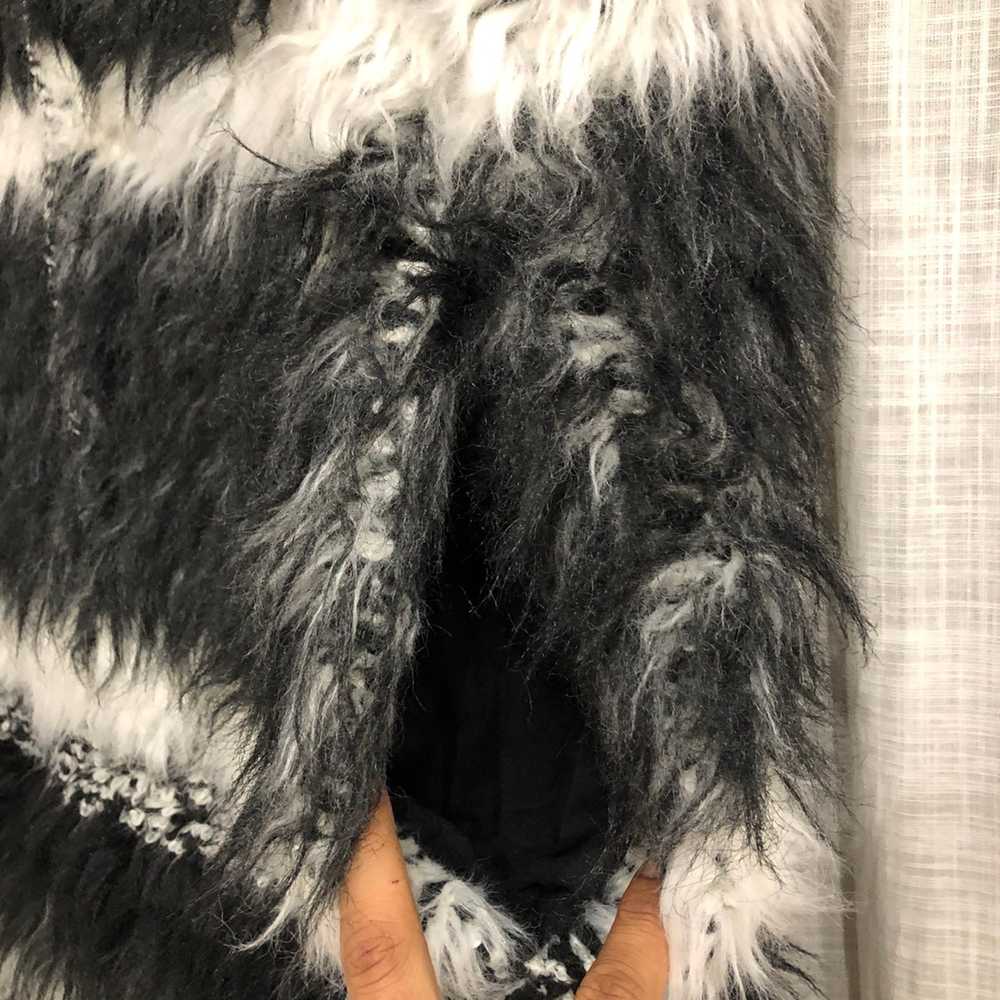 Rare fur Guidi jacket with no sleeve - image 7