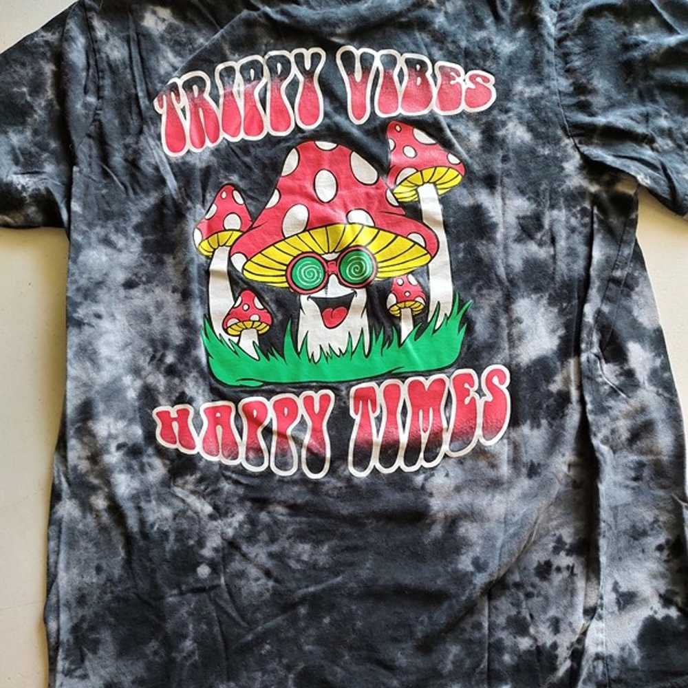 Trippy Times Happy Vibes Men's T-shirt - image 1