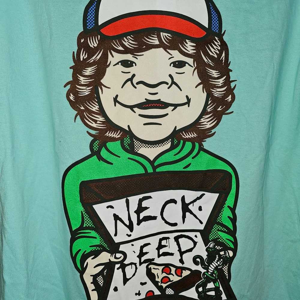 NECK DEEP Dustin T-shirt Teal Stranger Things Piz… - image 3