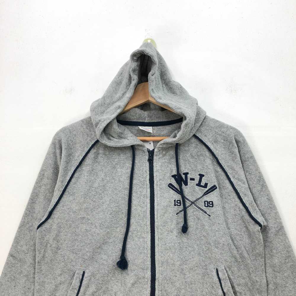 Vintage - Vintage Champion Sweater Hoodie Champio… - image 4